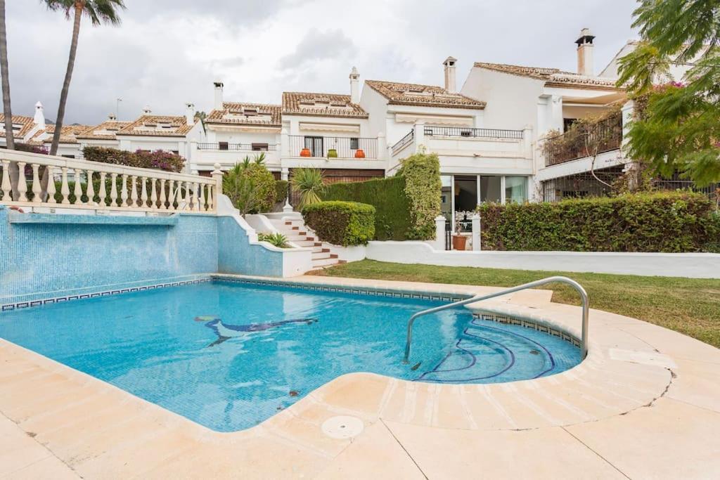 Stylish Spanish 3 Bd Townhouse On The Golden Mile Марбеля Екстериор снимка