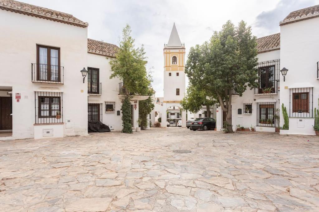 Stylish Spanish 3 Bd Townhouse On The Golden Mile Марбеля Екстериор снимка