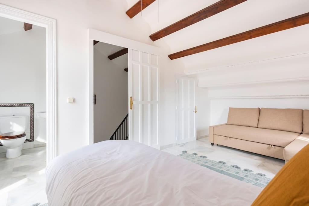 Stylish Spanish 3 Bd Townhouse On The Golden Mile Марбеля Екстериор снимка