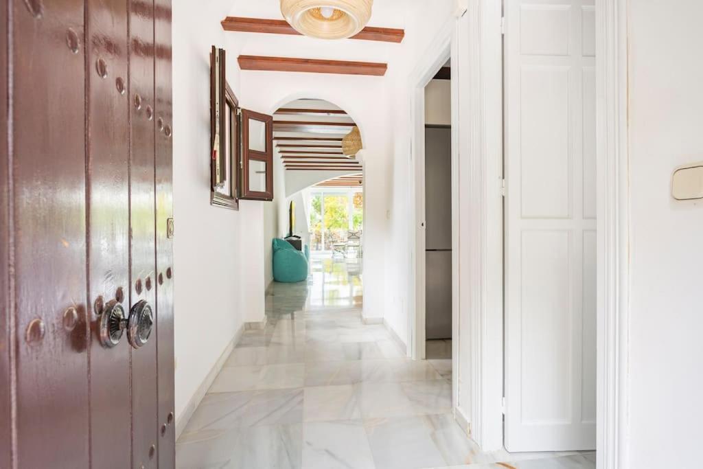 Stylish Spanish 3 Bd Townhouse On The Golden Mile Марбеля Екстериор снимка