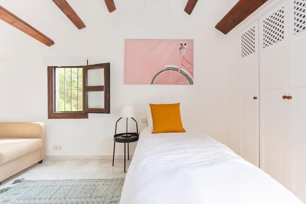 Stylish Spanish 3 Bd Townhouse On The Golden Mile Марбеля Екстериор снимка